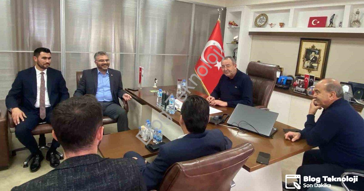 "KUTO Yönetimi Turizm Sektörünün Nabzını Tuttu: Sorunlar Ankara'ya İletildi" başlıklı haber için fot