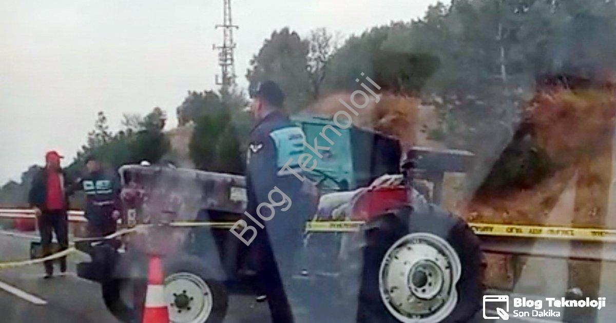 "Manisa Akhisar'da Feci Zincirleme Kaza: Can Kaybı 2'ye Yükseldi" başlıklı haber için fotorealistik,