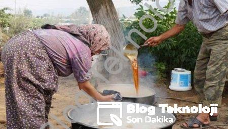 Sarıgöl’de Pekmez Zamanı: Geleneksel Lezzet Yeniden Canlandı