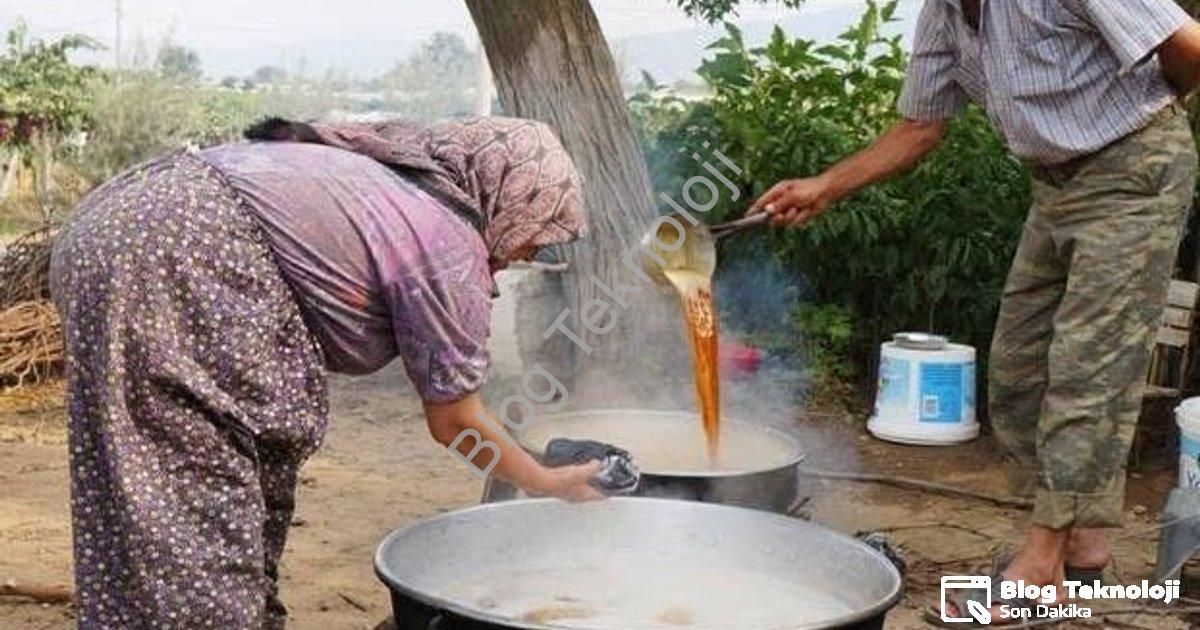 "Sarıgöl'de Pekmez Zamanı: Geleneksel Lezzet Yeniden Canlandı" başlıklı haber için fotorealistik, pr