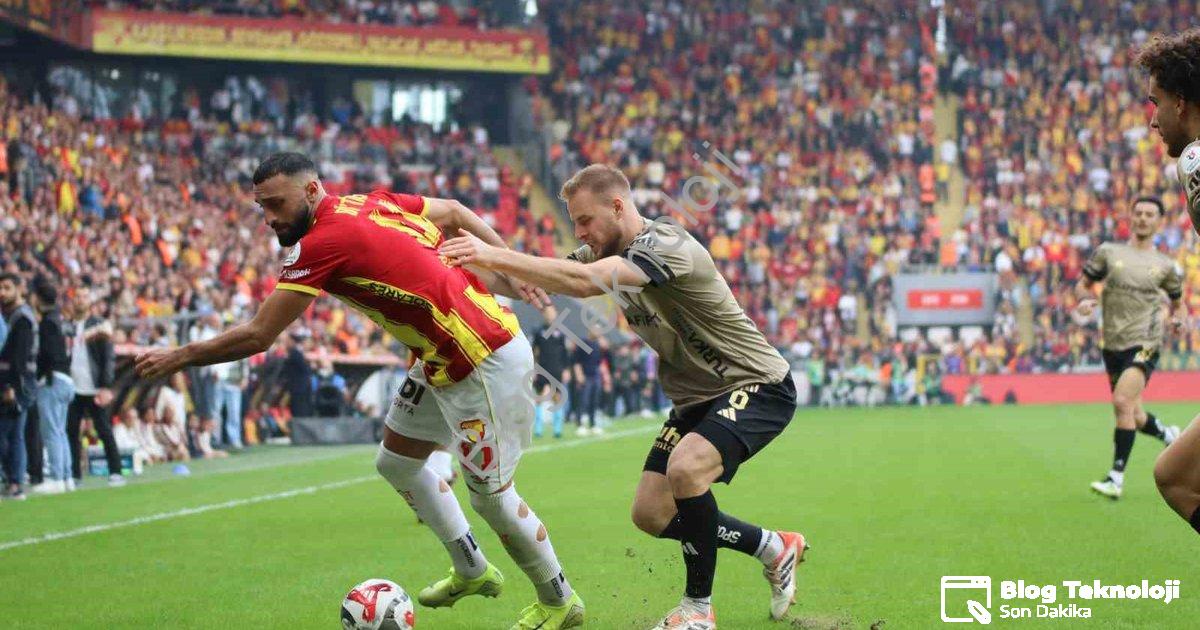 "Göztepe ve Kocaelispor Maçında Gol Sesi Çıkmadı: 0-0" başlıklı haber için fotorealistik, profesyone