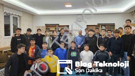 Emirdağ’da Gençler Maneviyat ve Eğlenceyle Buluştu