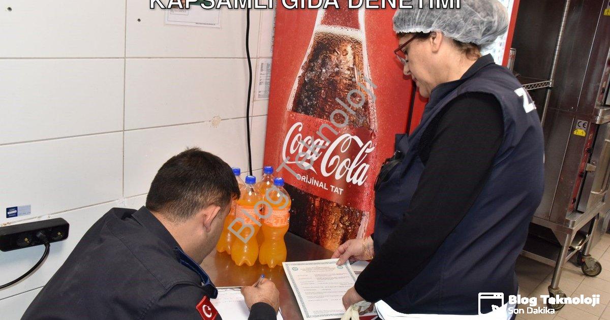 "Yunusemre Belediyesi Zabıta Ekiplerinden Kapsamlı Gıda Denetimi" başlıklı haber için fotorealistik,