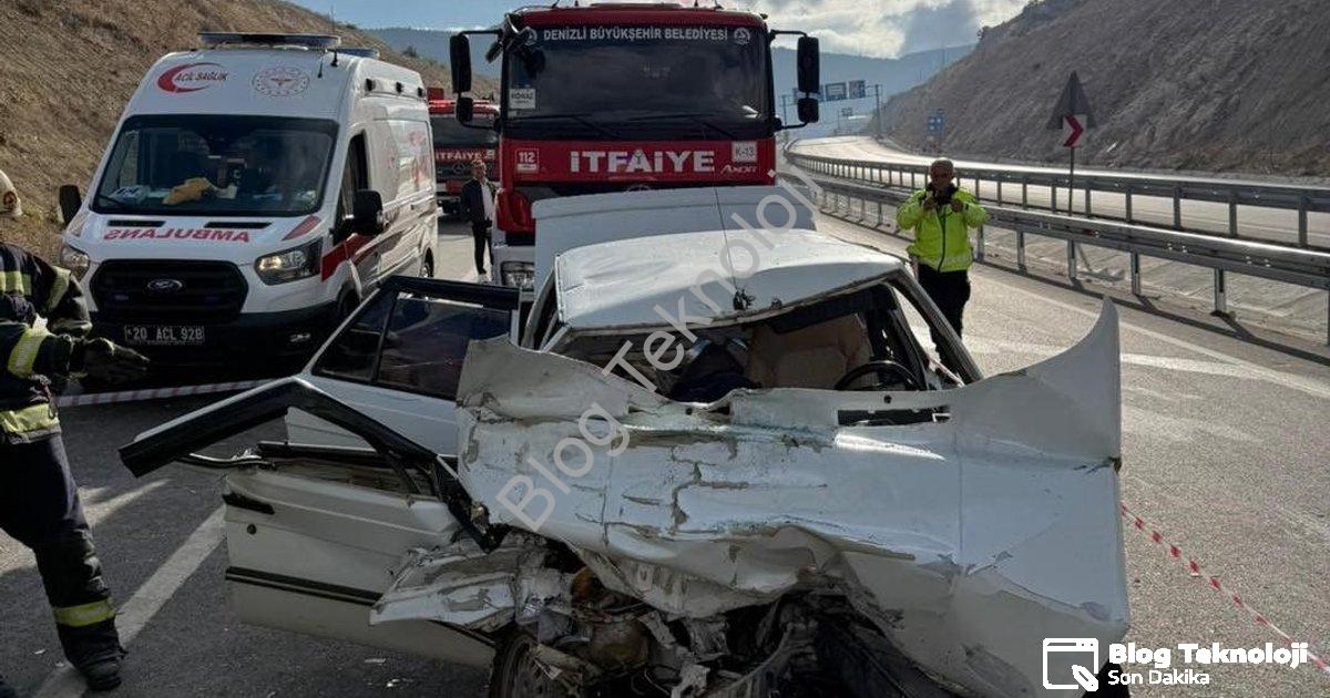 "Denizli Honaz Tüneli Çıkışında Feci Kaza: 1 Ölü, 1 Ağır Yaralı" başlıklı haber için fotorealistik,